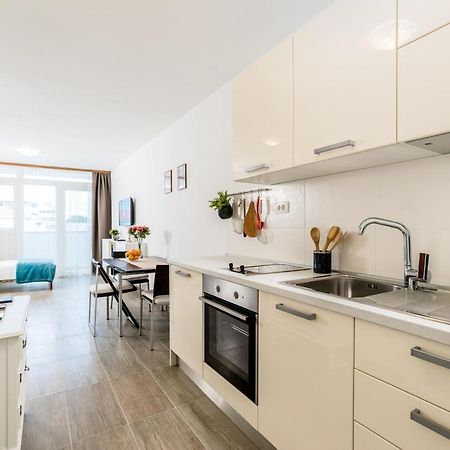Studio Apartment Romana Спліт Екстер'єр фото