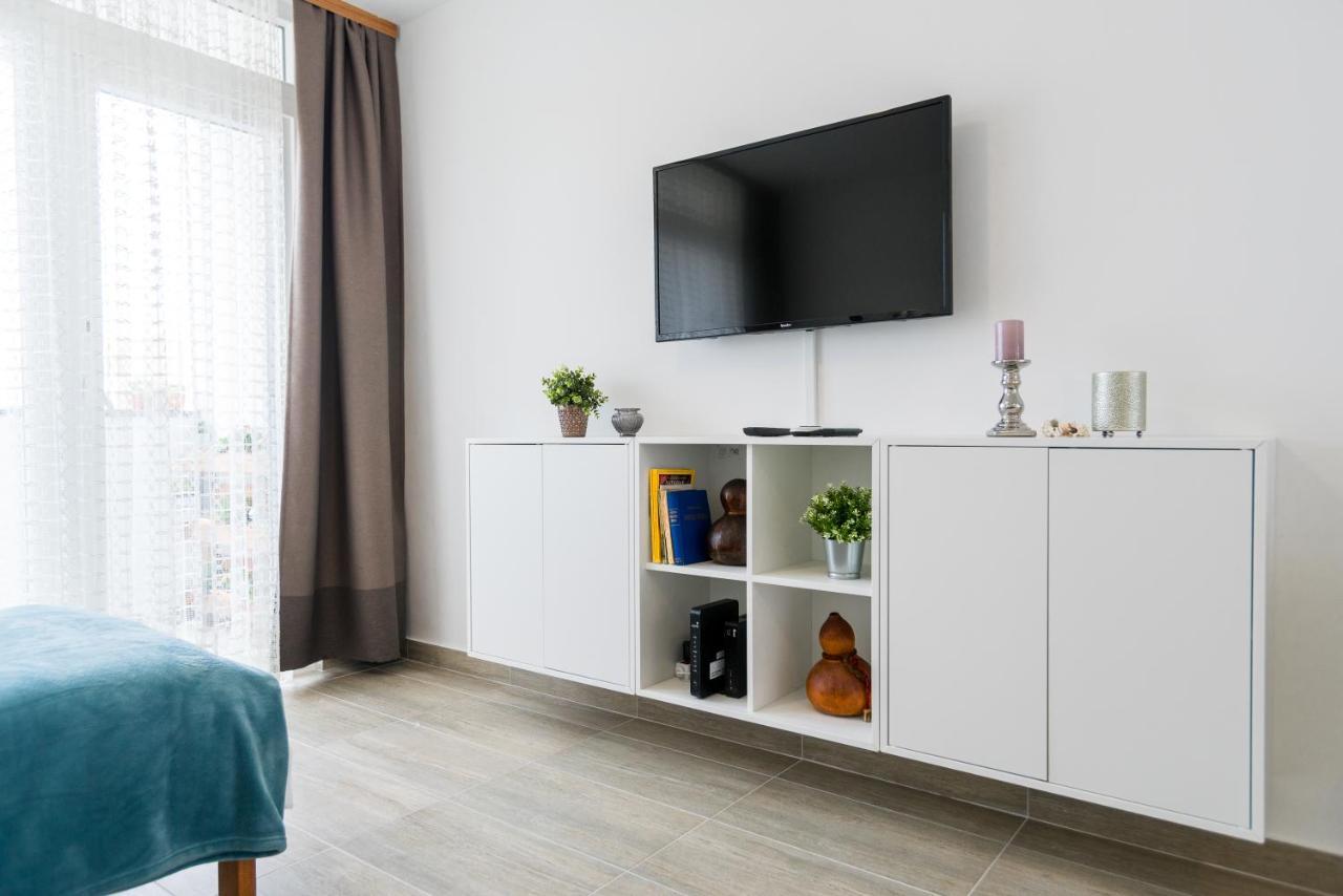 Studio Apartment Romana Спліт Екстер'єр фото