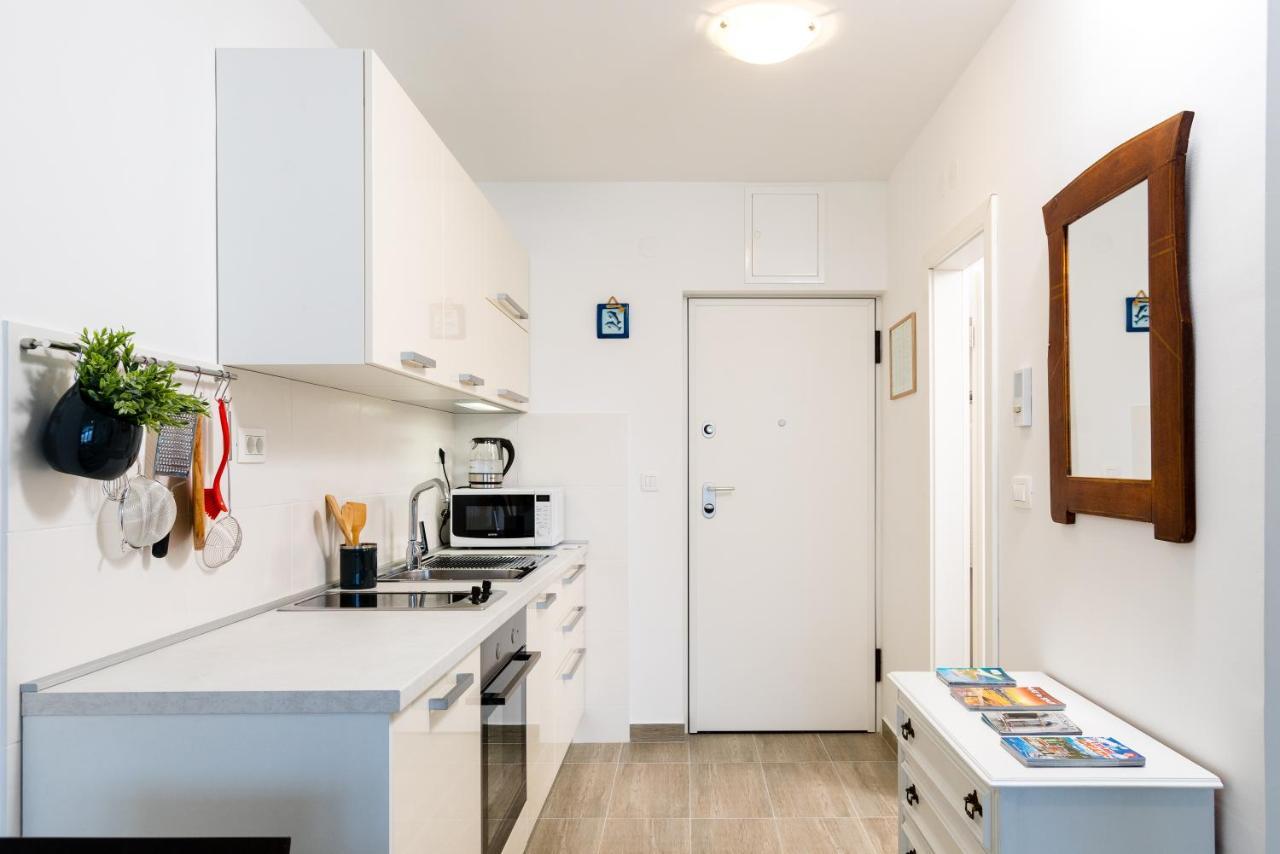 Studio Apartment Romana Спліт Екстер'єр фото